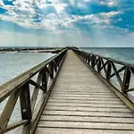 Διαμέρισμα Comfortable Vacation Retreat For Four Guests