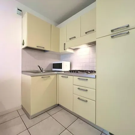 Apartment Comfortable Vacation Retreat For Four Guests *